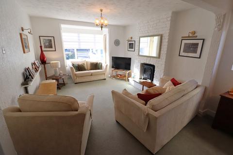 4 bedroom semi-detached house for sale, Eastwood Road, Rayleigh, SS6
