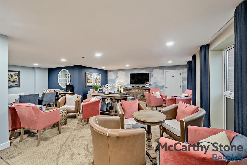 Homeowners Lounge
