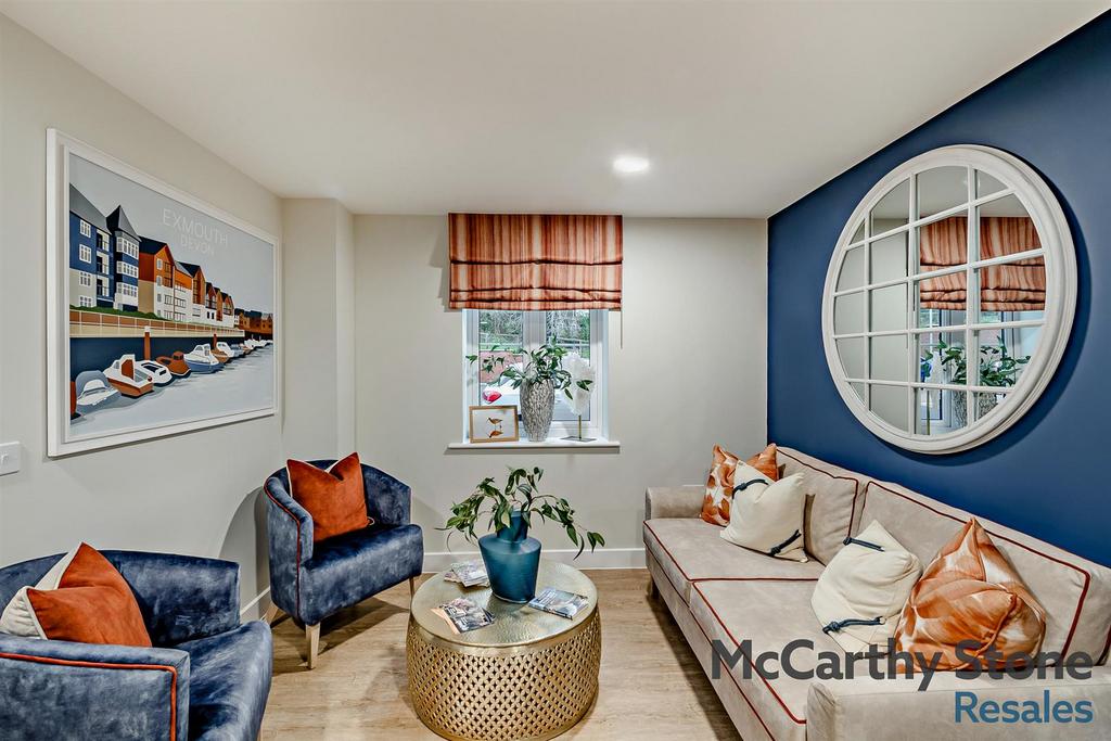 Homeowners Lounge