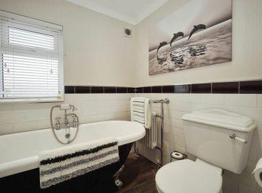 Preloved Omar Elveden Cottage Tranquility Park Dev