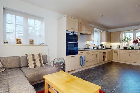 6 bedroom detached house for sale, Goldhawk Road, Monkston Park, Milton Keynes