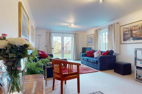 6 bedroom detached house for sale, Goldhawk Road, Monkston Park, Milton Keynes