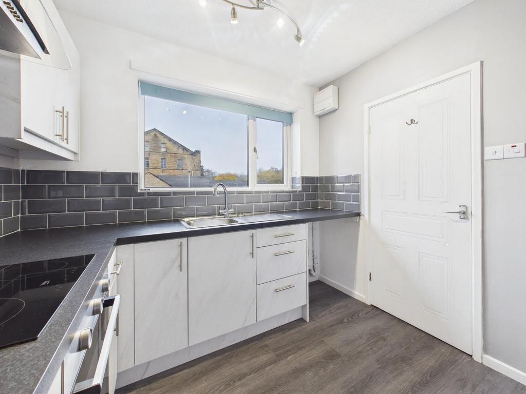 CAM04899 G0-PR0228-STILL012.jpg