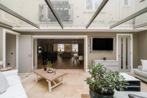 3 bedroom apartment for sale, Wellington Road, London, NW8