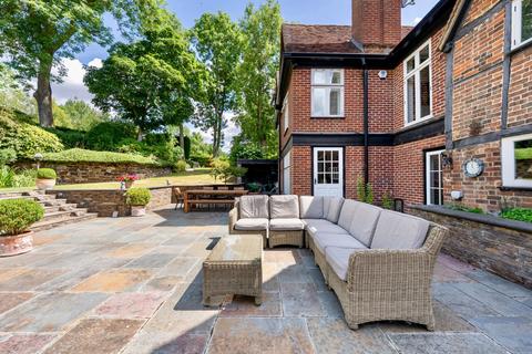 5 bedroom country house for sale, High Street, Eggington, LU7