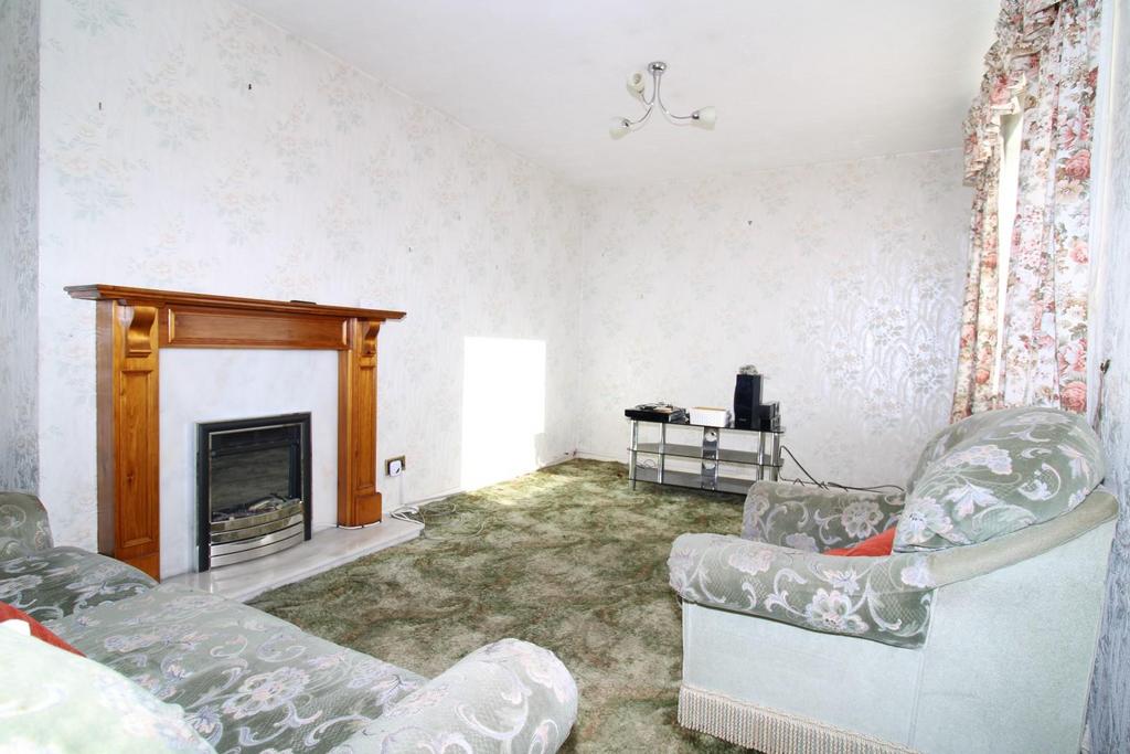 Lounge / Dining Room