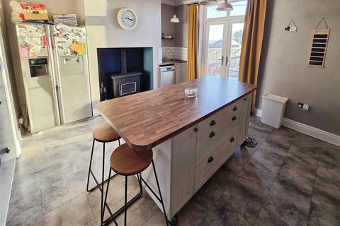 5 bedroom terraced house for sale, Cooperative Terrace, Stanley, Crook