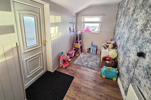 5 bedroom terraced house for sale, Cooperative Terrace, Stanley, Crook