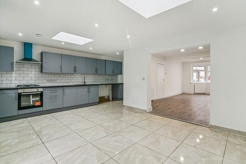 undefined, Roseheath Road, Hounslow TW4