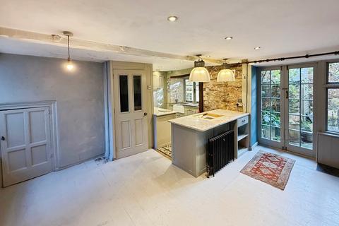 5 bedroom end of terrace house for sale, Market Street, Kingsand, PL10