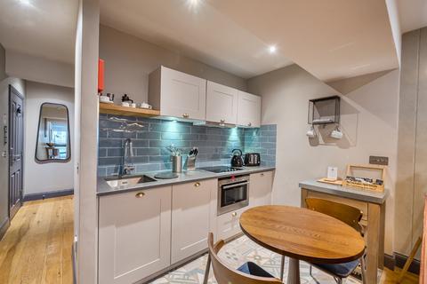 undefined, Kings Road, Harrogate, North Yorkshire, HG1