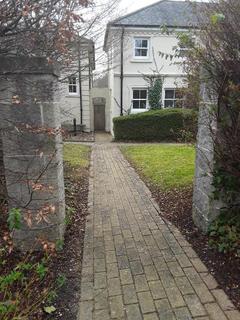 undefined, Tatchbury Mount, Calmore SO40