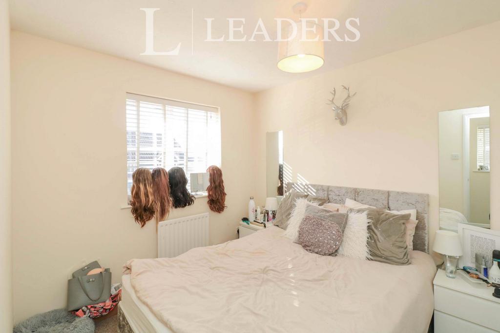 Bedrom 2