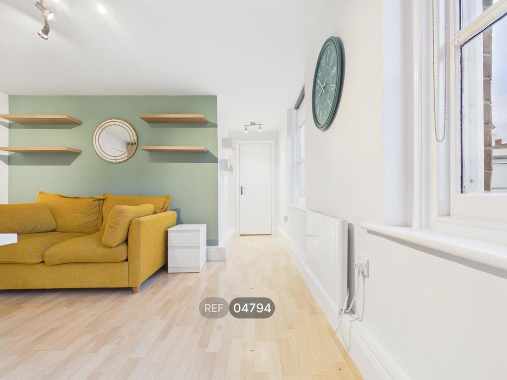 Apartment in Nottingham, Hockley, The Park - View 3