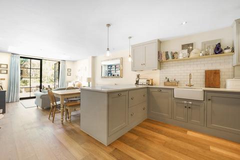 Brondesbury Villas, london, NW6