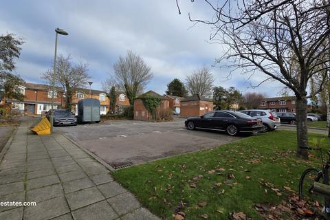 undefined, Golden Court, Park Road EN4