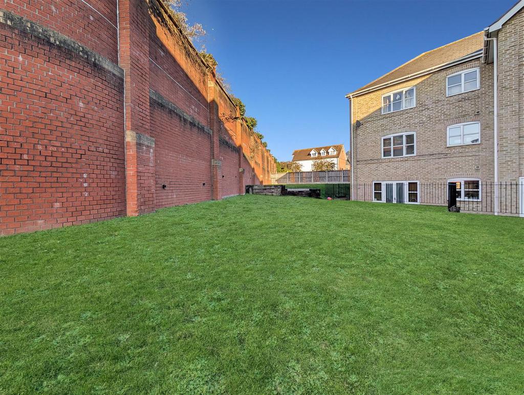 PXL 20251121 111128026 MP.jpg