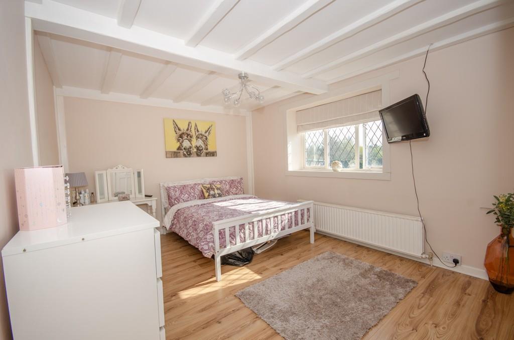 Bedroom two.jpg