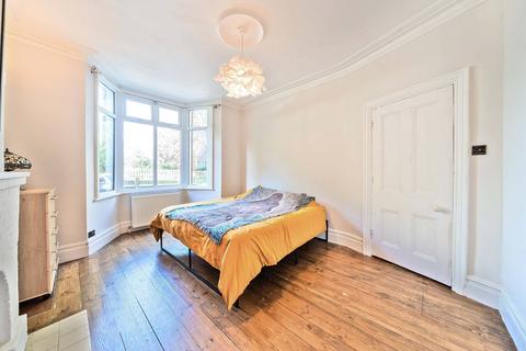 undefined, Brockwell Park Gardens, Herne Hill, London, SE24