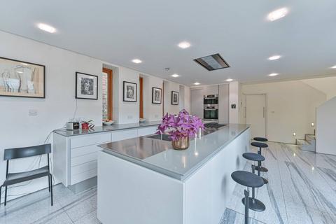 5 bedroom semi-detached house for sale, Barry Road, East Dulwich, London, SE22