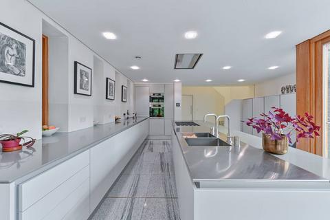 5 bedroom semi-detached house for sale, Barry Road, East Dulwich, London, SE22