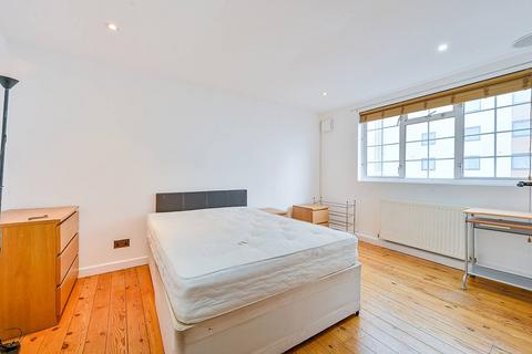 undefined, Uxbridge Road, Ealing Broadway, London, W5