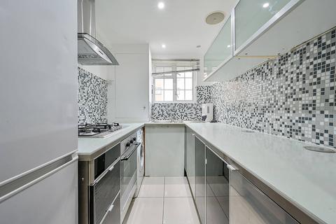 undefined, Uxbridge Road, Ealing Broadway, London, W5