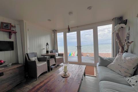 1 bedroom beach hut for sale, Calshot Beach, Calshot SO45