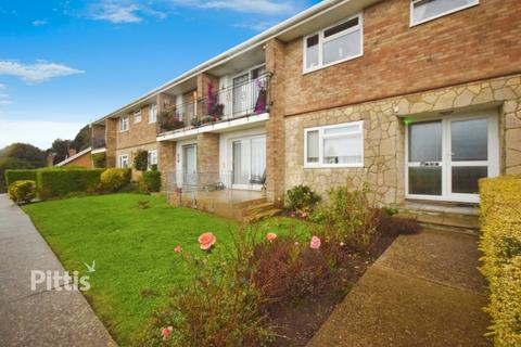 2 bedroom apartment to rent, Zig Zag Road Ventnor PO38