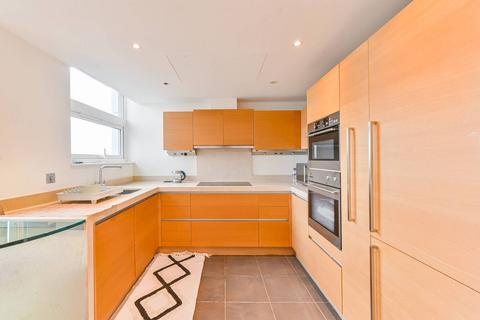 2 bedroom flat for sale, Eustace Building, Battersea, London, SW11