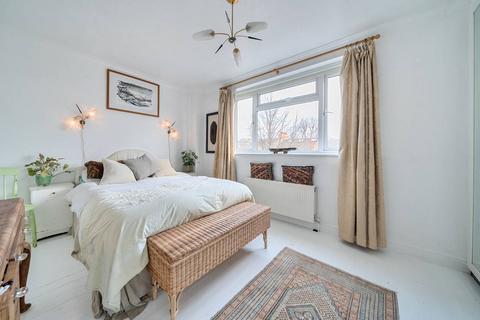 2 bedroom flat to rent, Lime Grove, Shepherd's Bush, London, W12