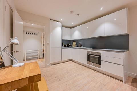 1 bedroom flat to rent, Havilland Mews, Shepherd's Bush, London, W12