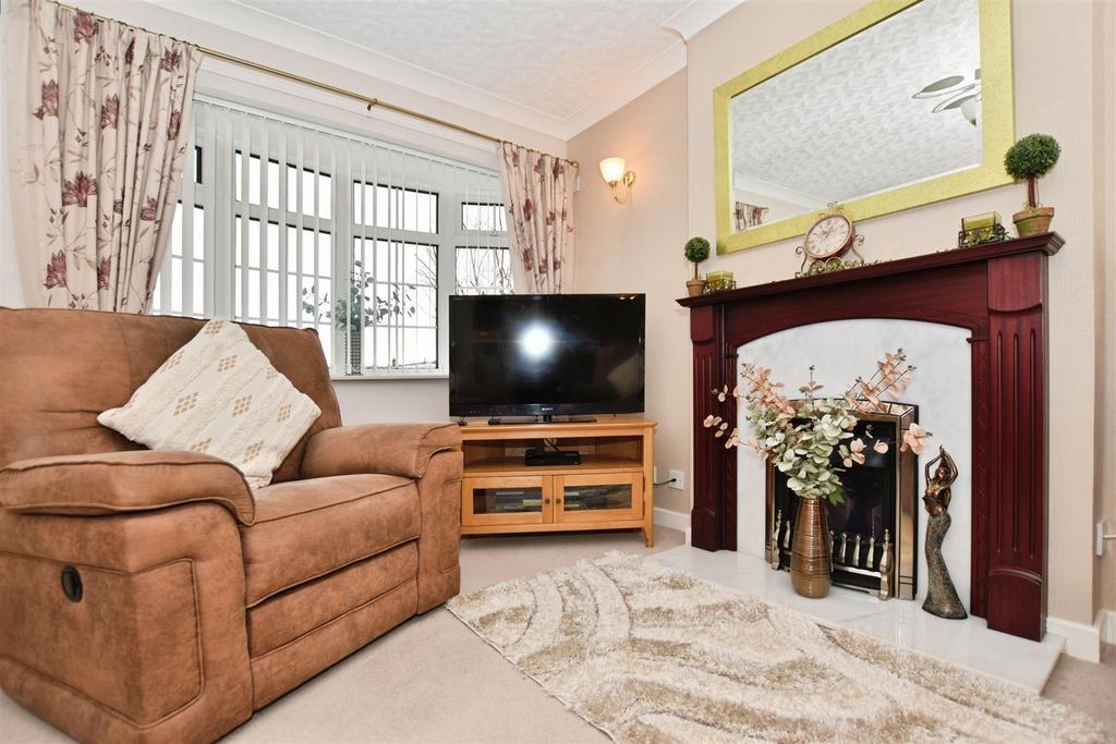 Lounge Feature