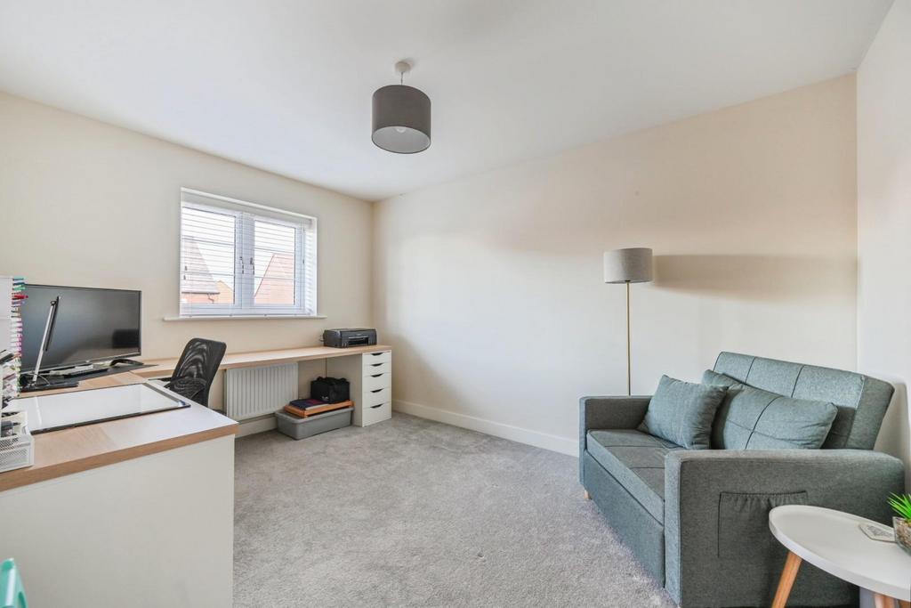 74robinsonway-2.jpg