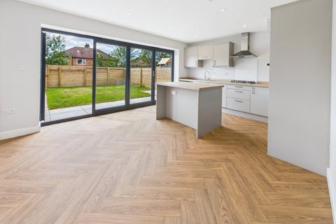 3 bedroom semi-detached house for sale, Cross Lane, North Yorkshire YO12
