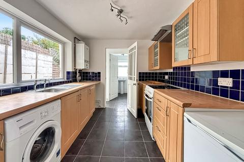 undefined, Swindon Road, Swindon SN1