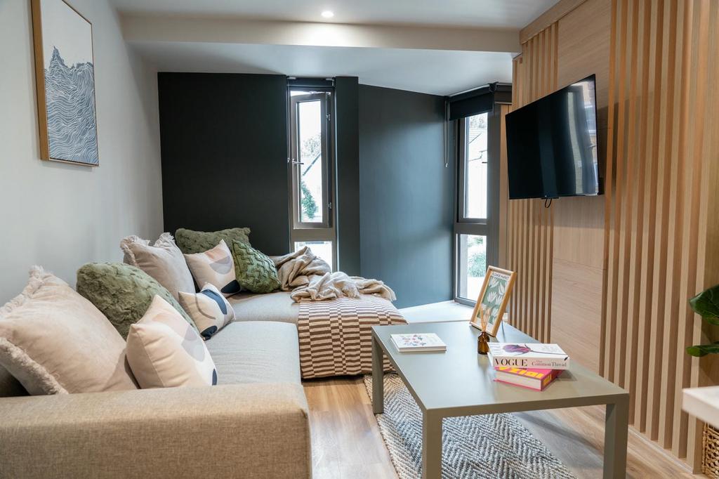 Copy of DSC08785 Edited 003-min.jpg