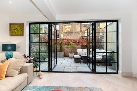 3 bedroom flat for sale, Oxberry Avenue, London, SW6