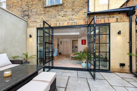 3 bedroom flat for sale, Oxberry Avenue, London, SW6