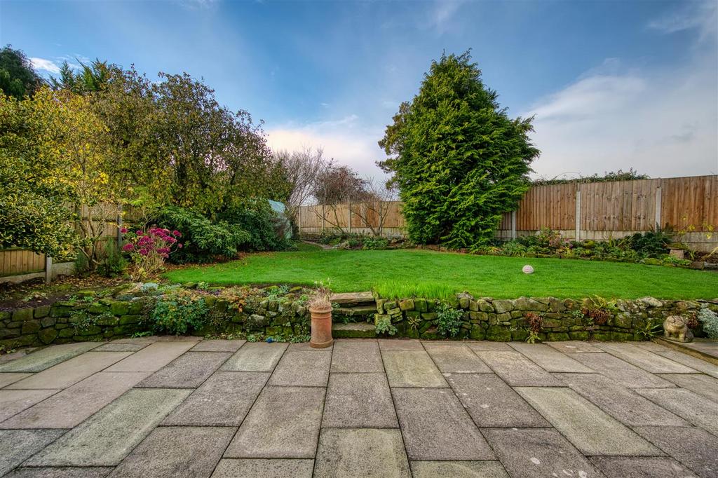 Rear Garden .jpg