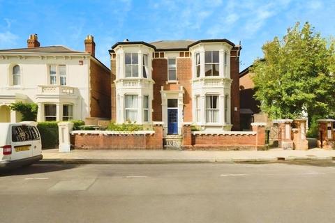 Victoria Grove, Hampshire PO5