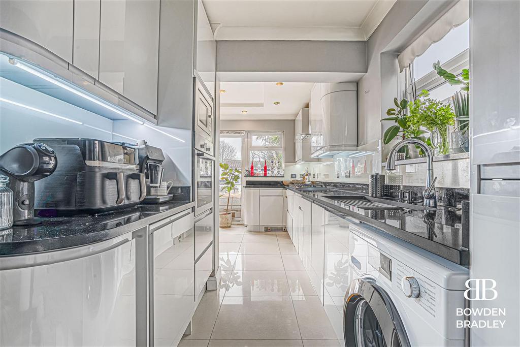 Kitchen / Diner
