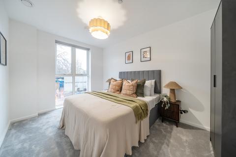 2 bedroom apartment to rent, 6 Headlam Avenue, London SW4