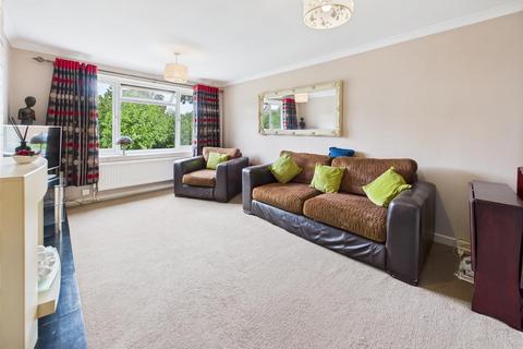 undefined, Brunswick Close, Walton-On-Thames