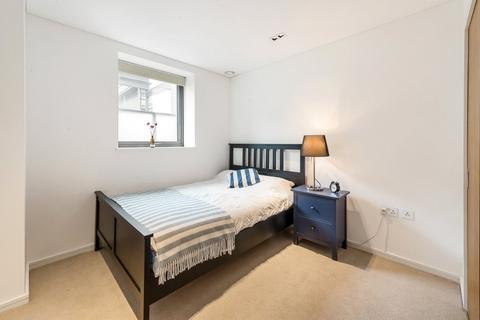 1 bedroom apartment for sale, Triton Building NW1