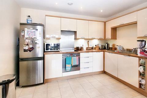 undefined, Trout Road, Yiewsley, UB7