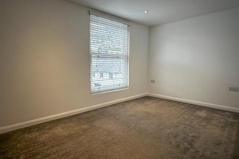 3 bedroom house to rent, Smith Street, Dartmouth