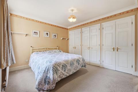 undefined, Village Park Close, Enfield