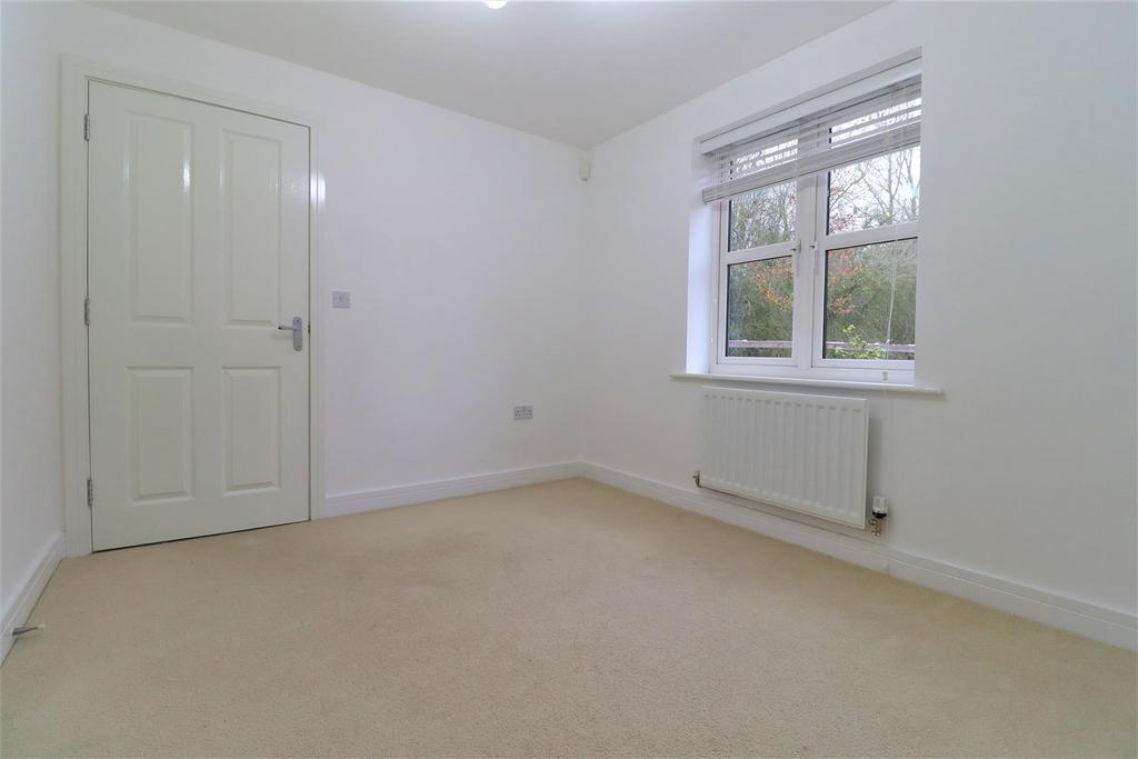 Dining room ..jpg
