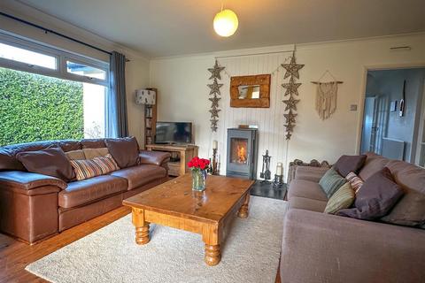 undefined, Orchard Way, Chillington